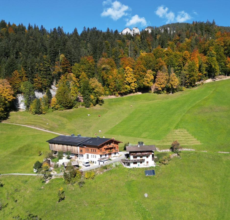 Biobauernhof Schneiderbauer Lägenhet Unken Exteriör bild