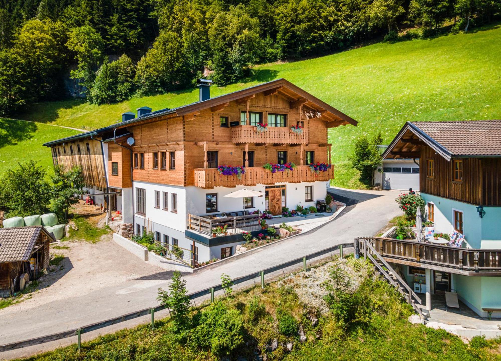 Biobauernhof Schneiderbauer Lägenhet Unken Exteriör bild